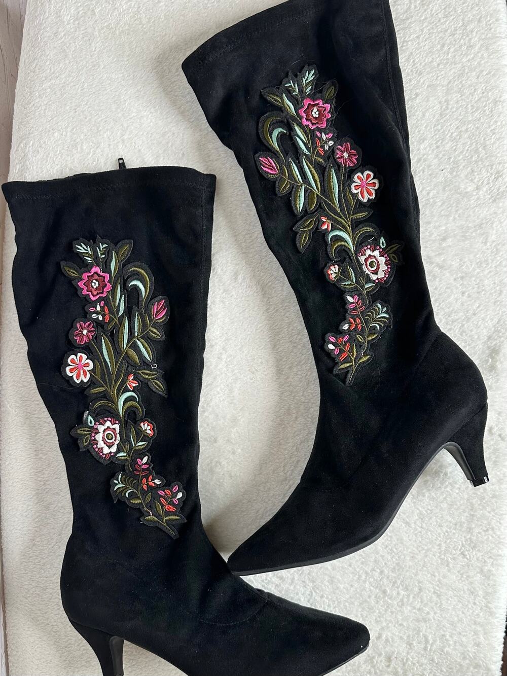 Comfortview Rose Rowan Embroidered Boots Women's Shoe Size 9.5 Wide Calf